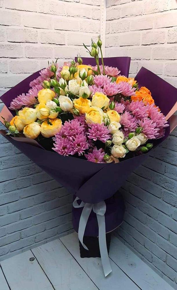 Букет цветов из: Хризантемы и Розы в Уторгош