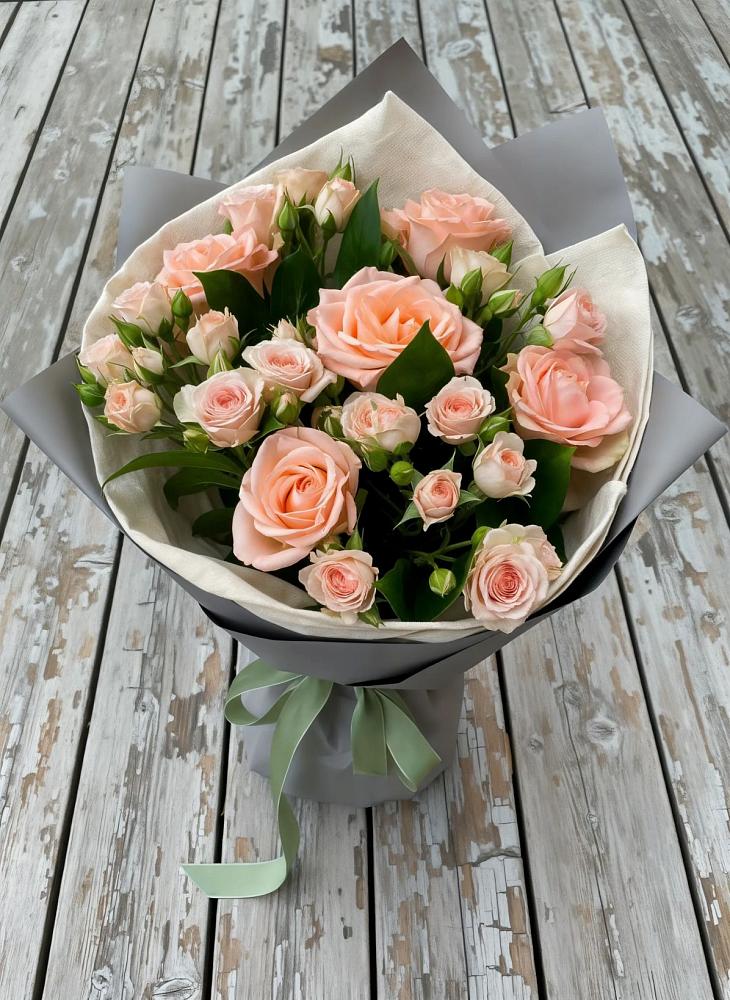 Букет цветов из: Розы в Уторгош