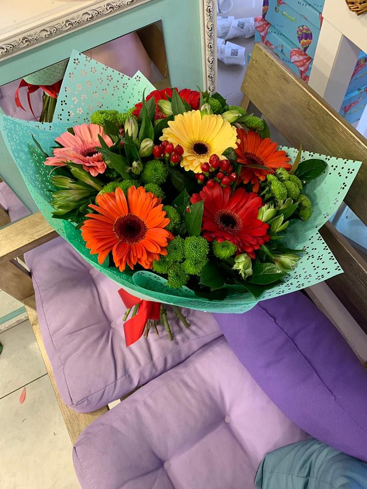 Букет цветов из: Герберы, Хризантемы и Альстромерии в Уторгош