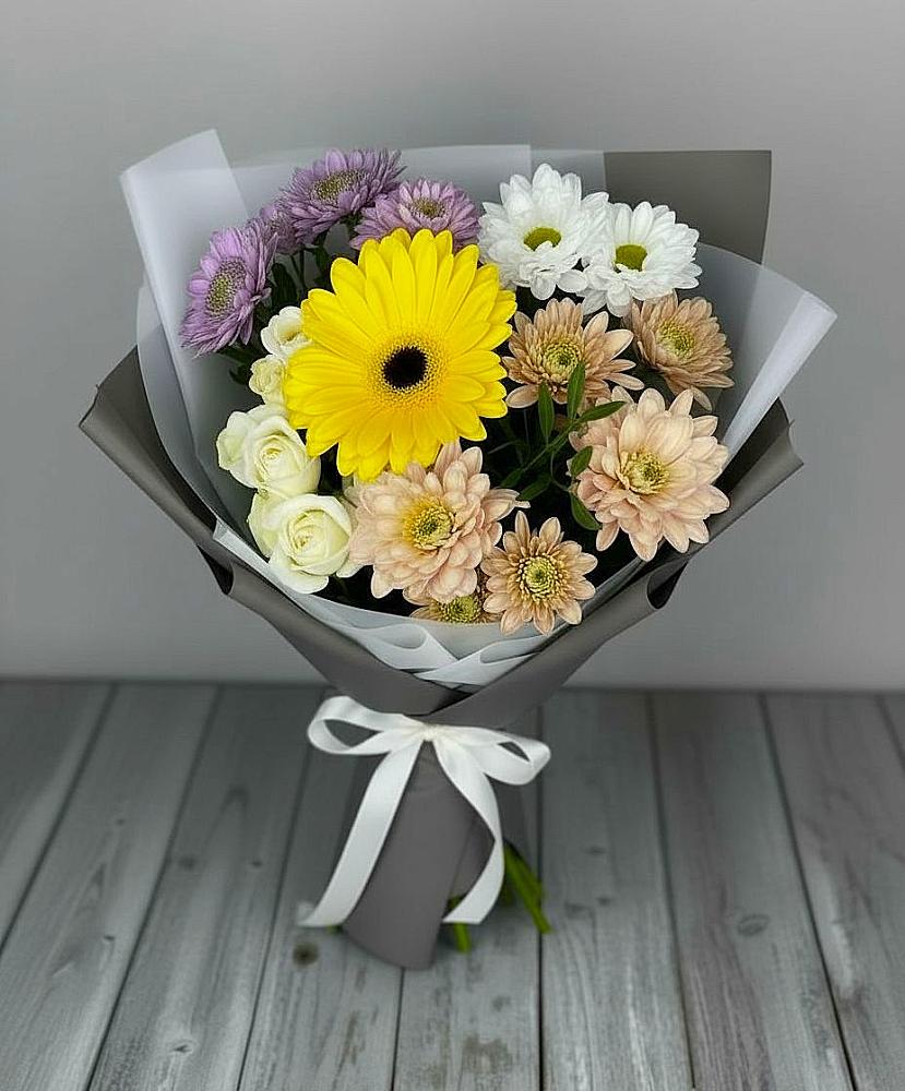 Букет цветов из: Розы, Герберы и Хризантемы в Уторгош