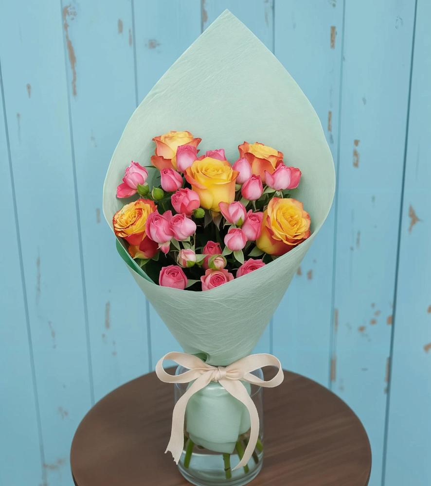 Букет цветов из: Розы в Уторгош