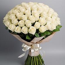 Букет 101 беля роза Белоснежка в Уторгош