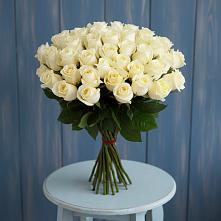 Букет 51 Белая роза Эдлесс Лав в Уторгош