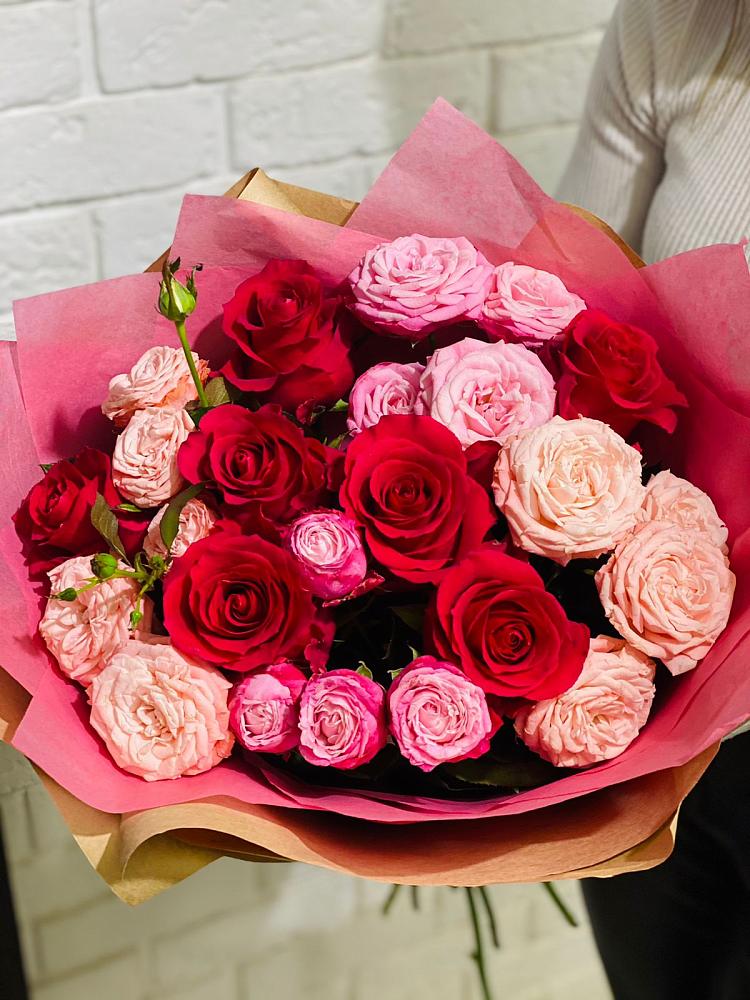 Букет цветов из: Розы в Уторгош