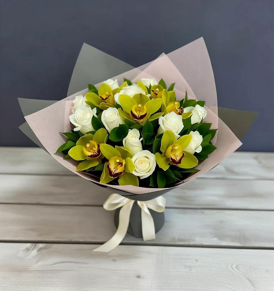 Букет цветов из: Орхидеи и Розы в Уторгош