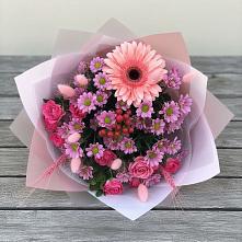 Букет цветов из:  Розы, Герберы и Хризантемы в Уторгош