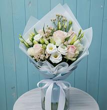 Букет цветов из:  Розы и Лизиантусы в Уторгош
